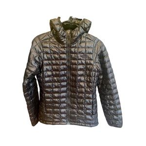 North Face Women’s ThermoBall Eco Hoodie Matte Black XS